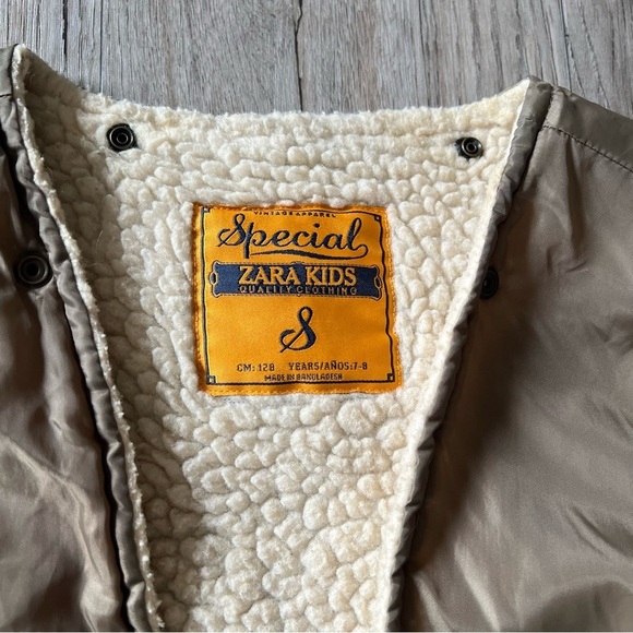 🔥SALE - any 4/$20. Reversible Vest - Boys - Picture 3 of 4